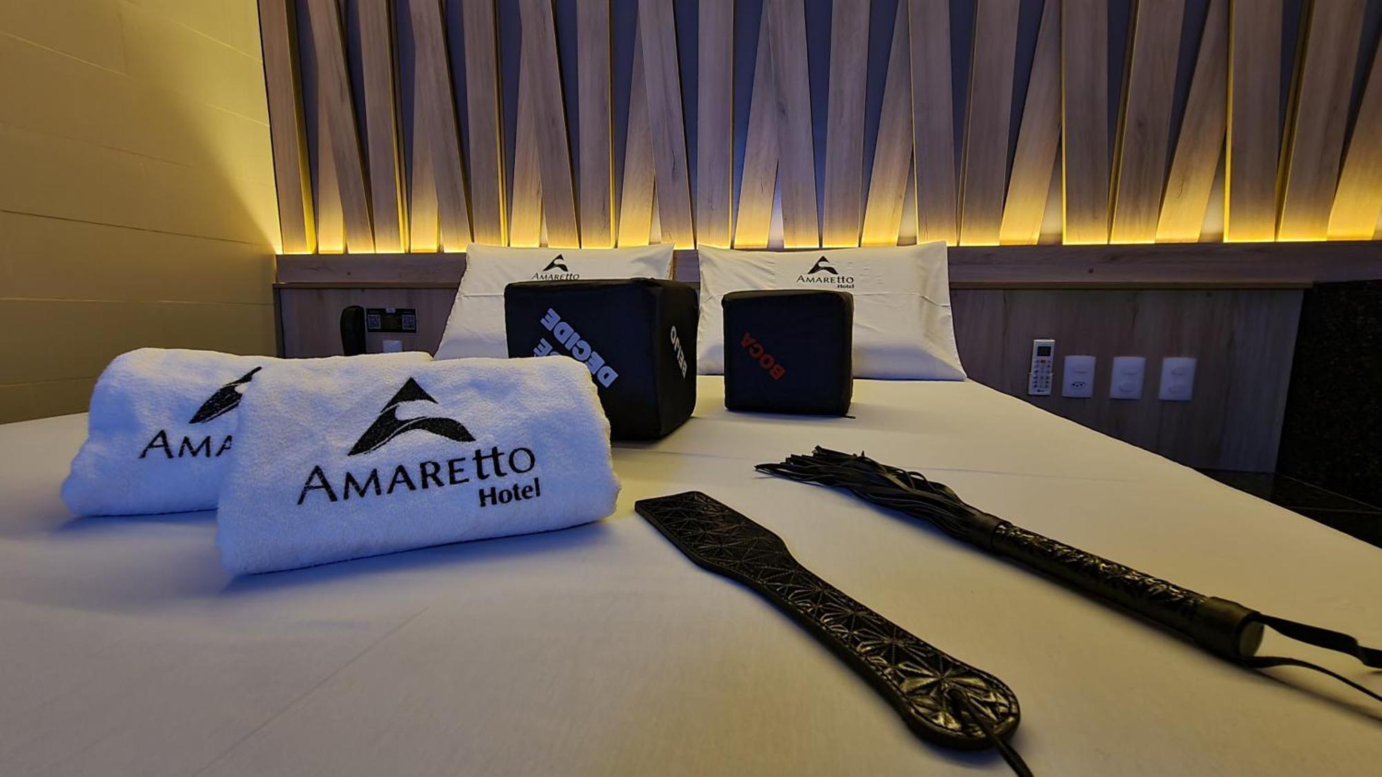 Amaretto Motel - Adults Only Arcoverde Bagian luar foto